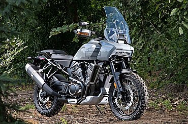 CDV: Každá desátá loni koupená nová motorka v Česku byla na elektřinu