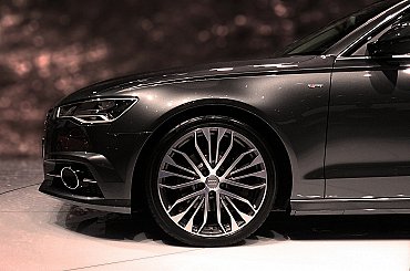 Zvyšujúca sa konkurencia a politická neistota zoškrtali zisky automobilky Audi o vyše 14 percent