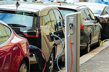 Odkud se budou dovážet elektromobily do Evropy? Čínu, která je nejlevnější, doplní také severní Afrika