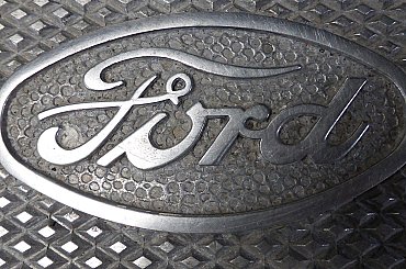 Ford zruší až tisíc míst. Důvodem je slabá poptávka po elektromobilech