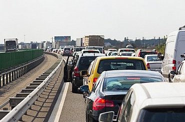 Brusel řeší s Pekingem minimální ceny čínských elektromobilů, cla ale začnou platit dříve