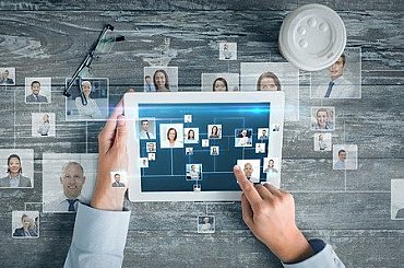 Umělá inteligence žene svět k jádru. Dojde elektřina?