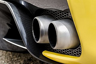Čo ohrozuje 20 tisíc pracovníkov v automobilkách? Zákaz spaľovacích motorov to nie je
