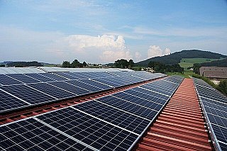 Květnová výroba z fotovoltaiky byla letos o 14 pct vyšší proti průměru
